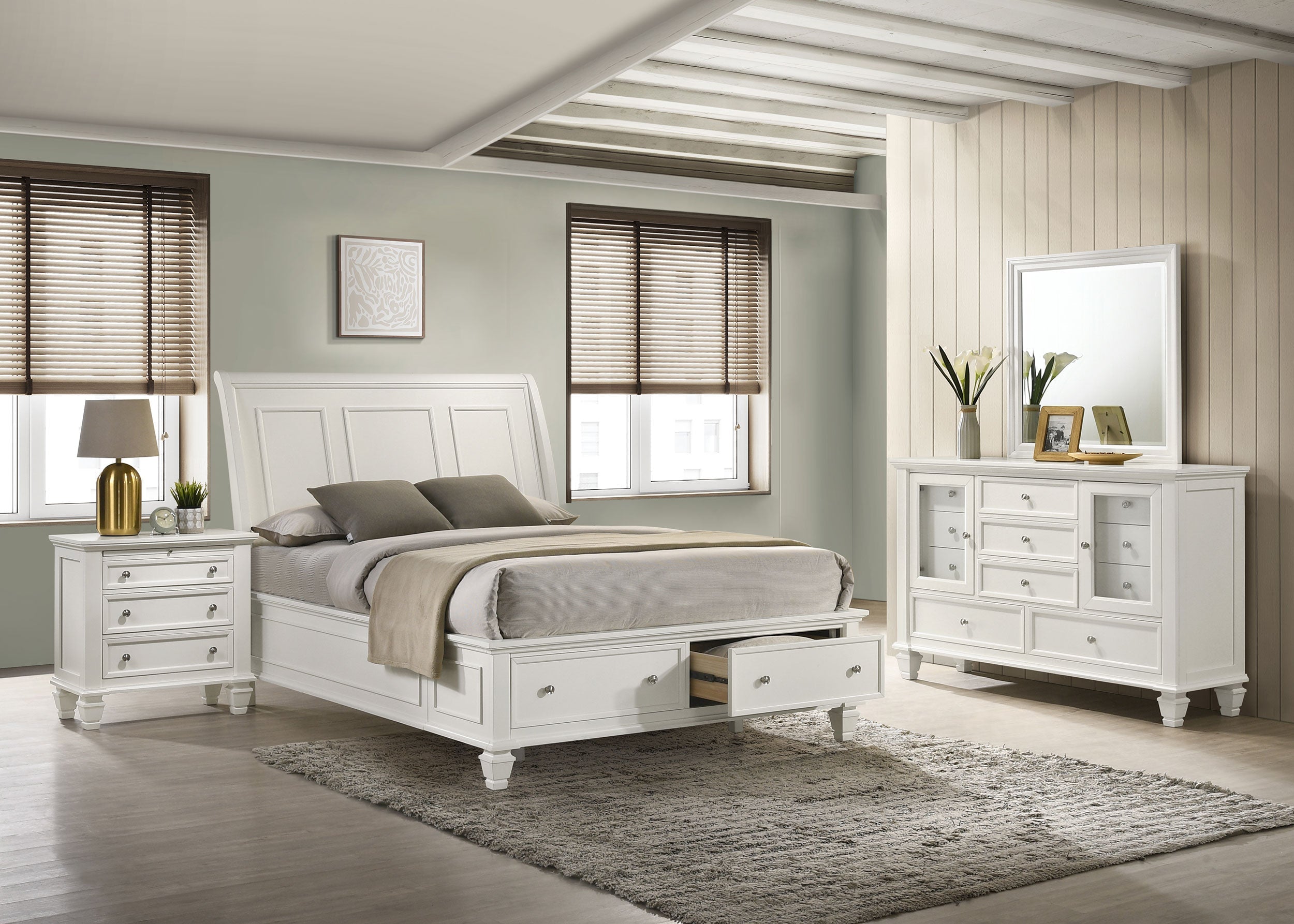 Sandy Beach Storage Bedroom Set with Sleigh Headboard