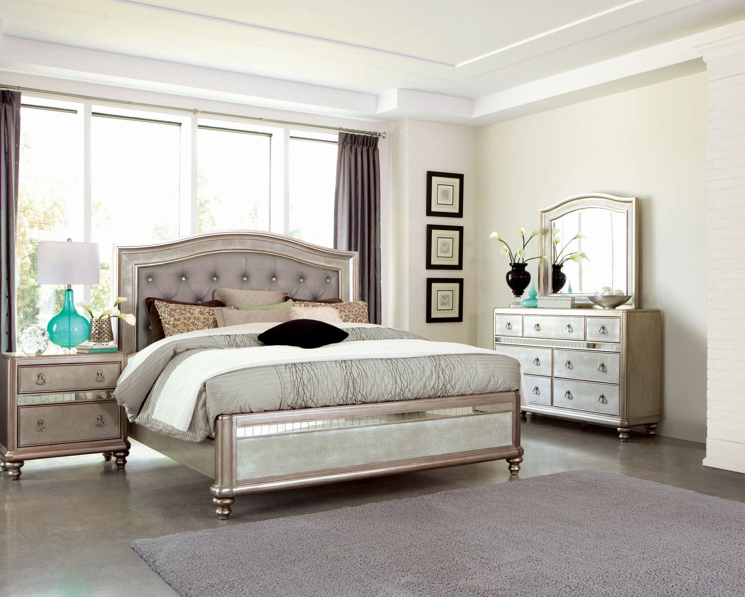 Bling Game Bedroom Set Metallic Platinum