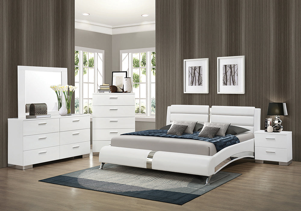 Jeremaine   Bedroom Set Glossy White