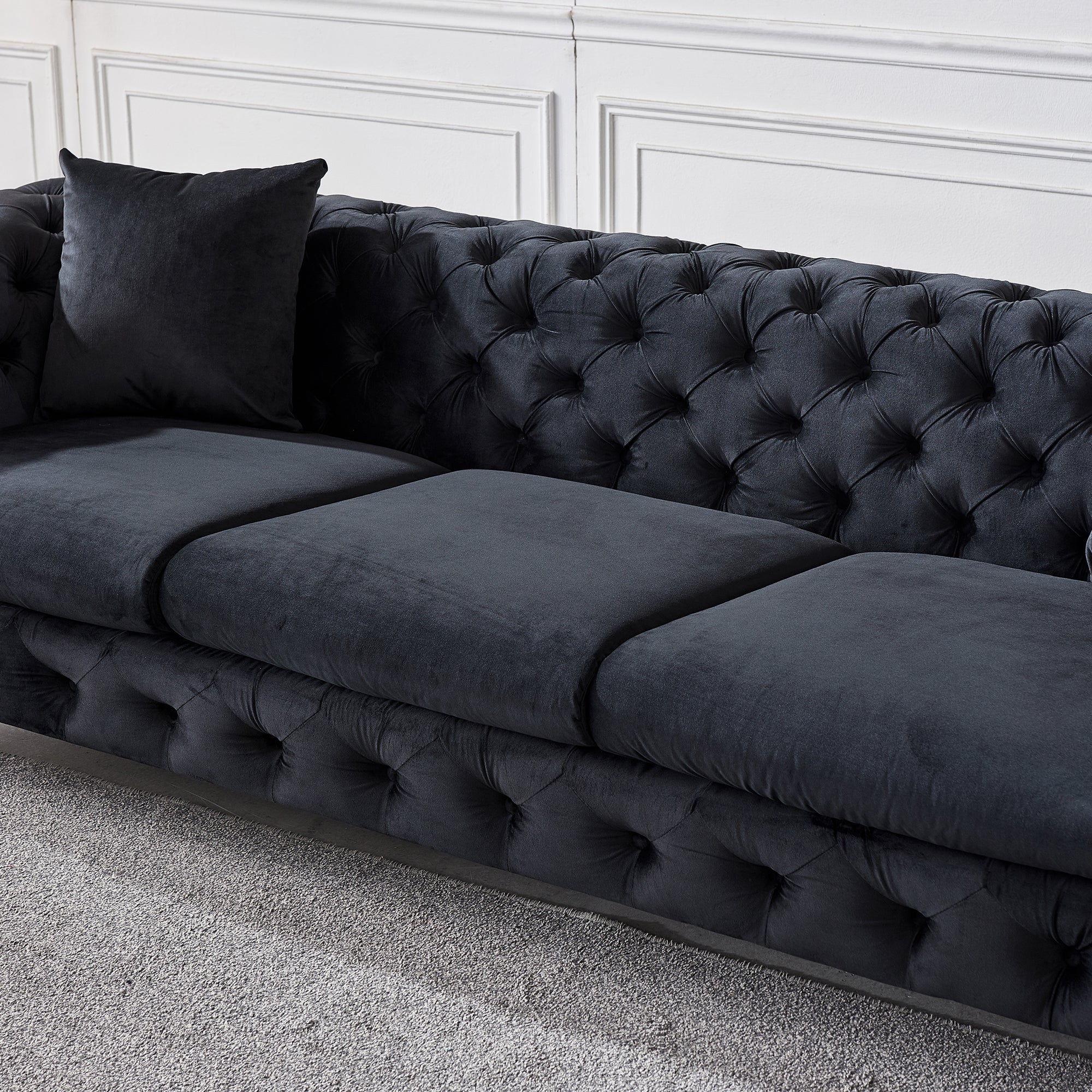 Marilyse Sofa