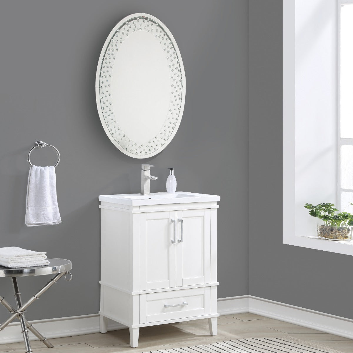 Nysa Accent Decor
