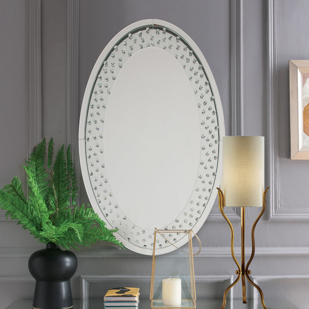 Nysa Accent Decor