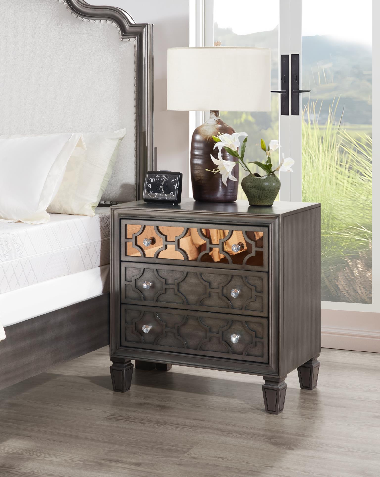 King Bed-Dresser-Mirror