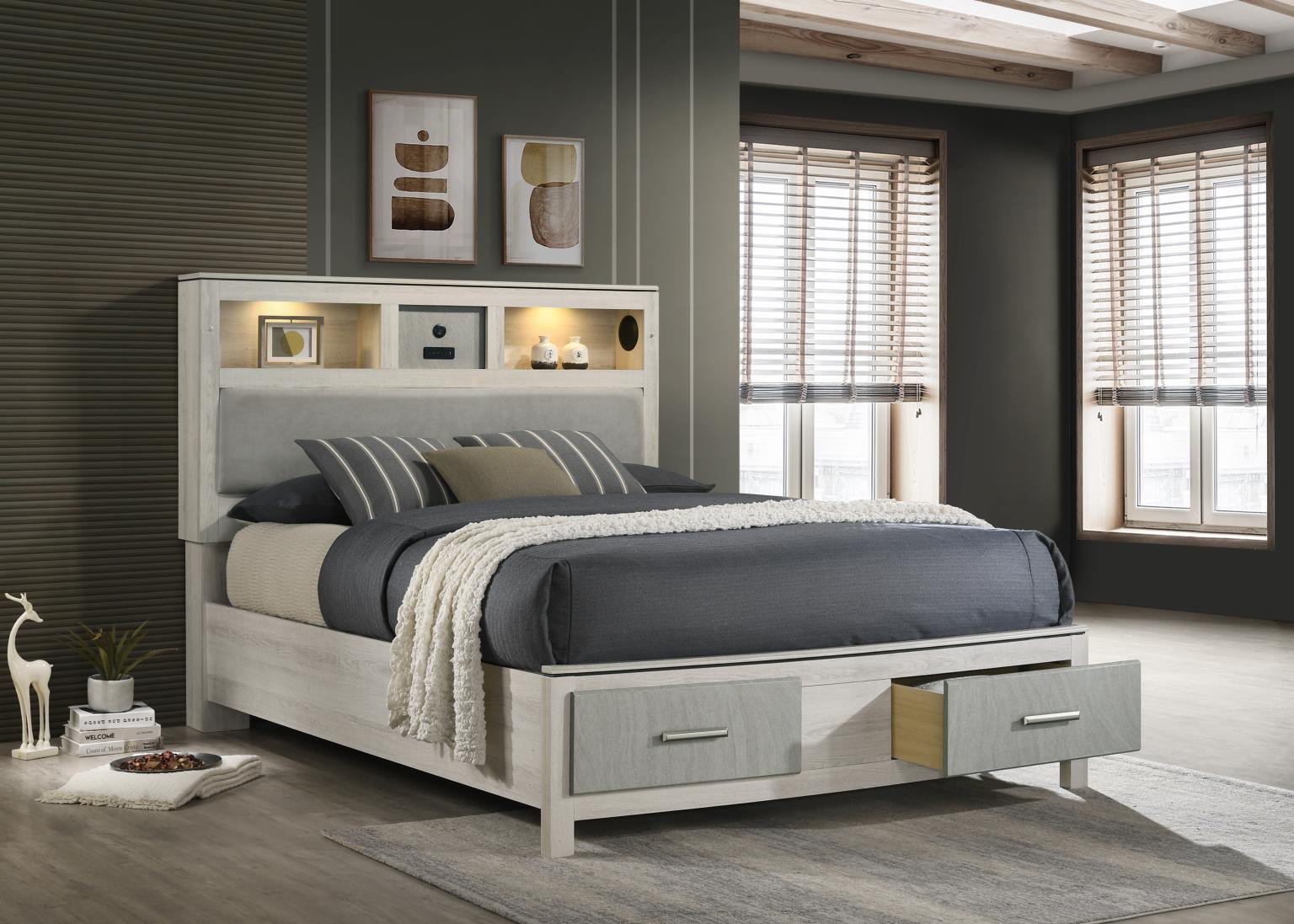 King Bed-Dresser-Mirror