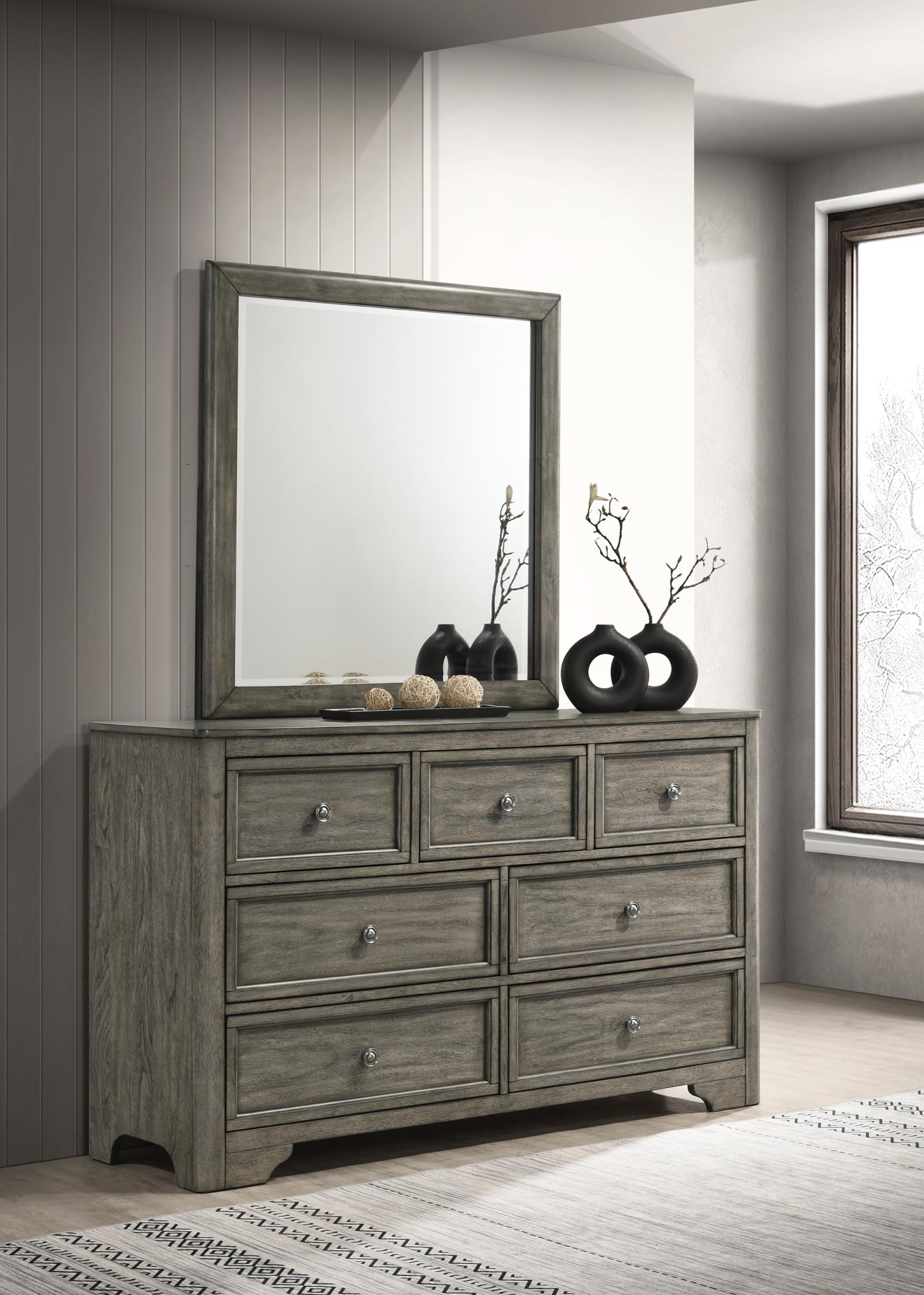 King Bed-Dresser-Mirror