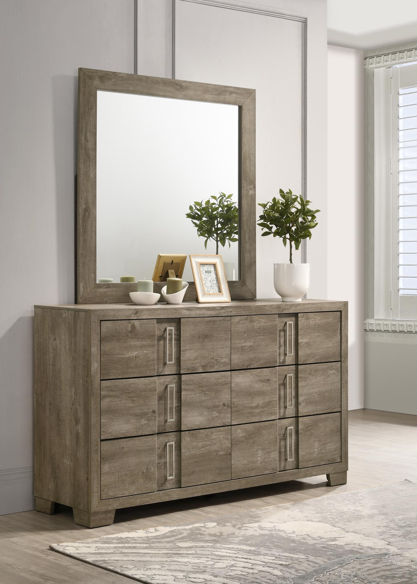 King Bed-Dresser-Mirror