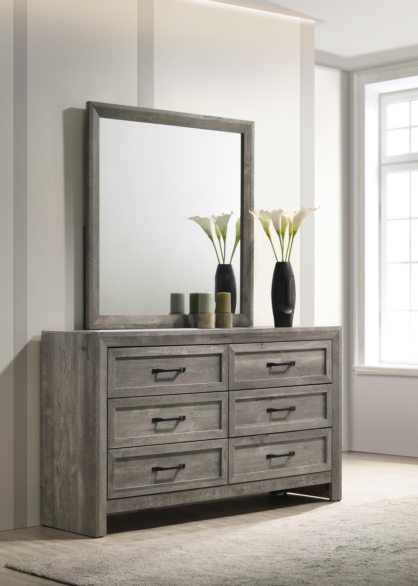 King Bed-Dresser-Mirror