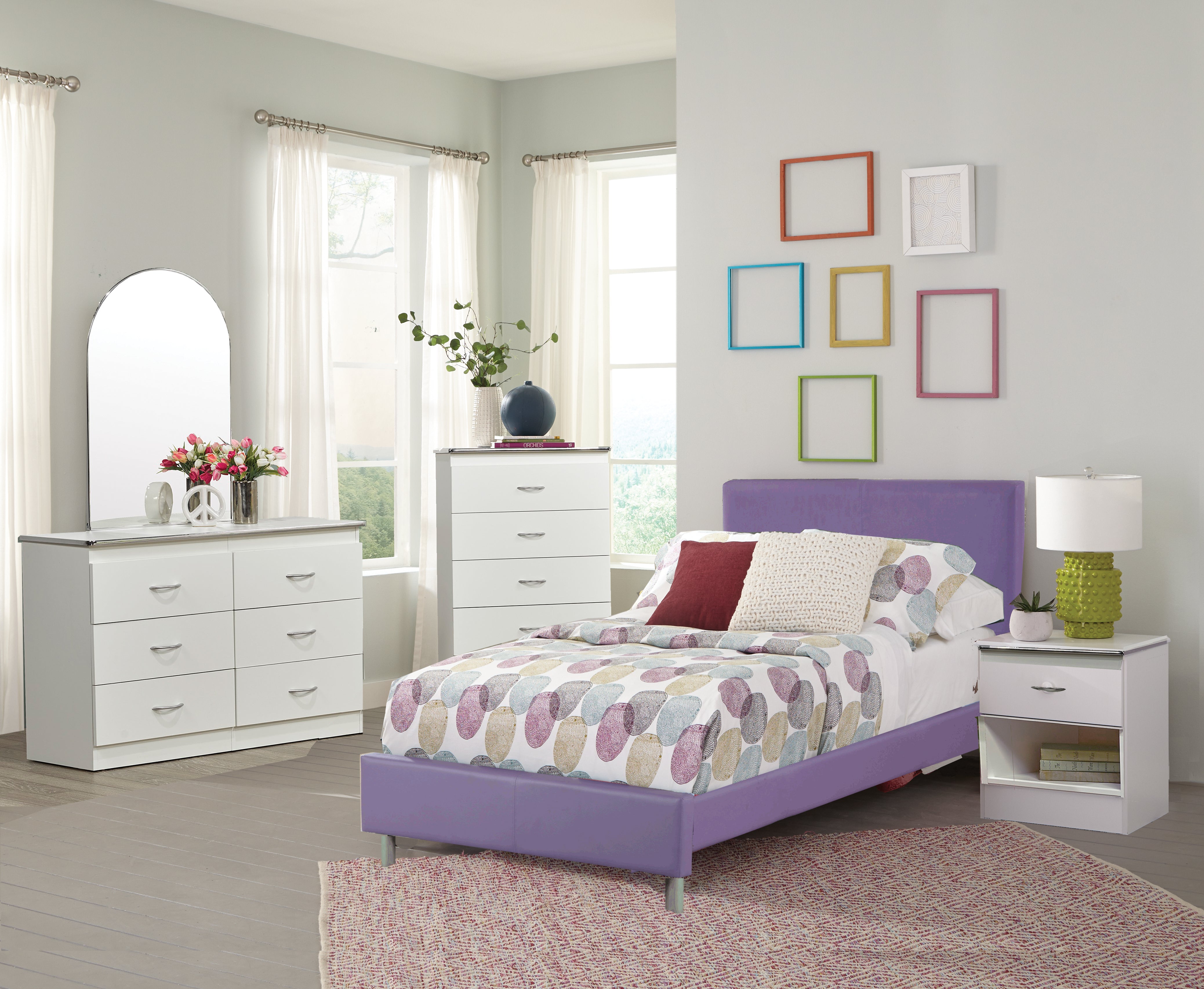 Amada Bedroom Set