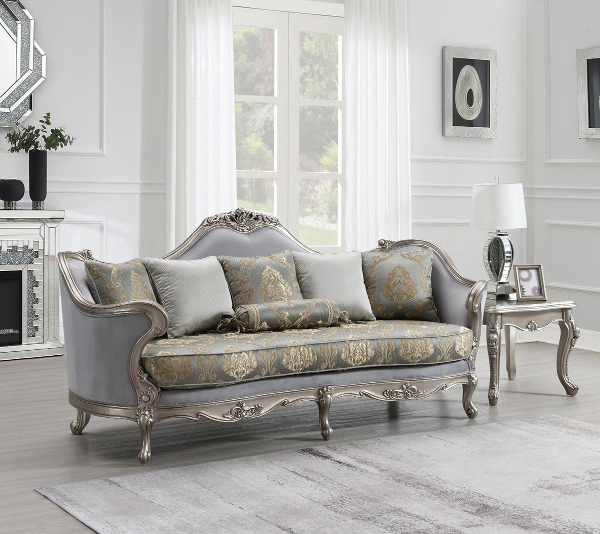 Uriah Living Collection