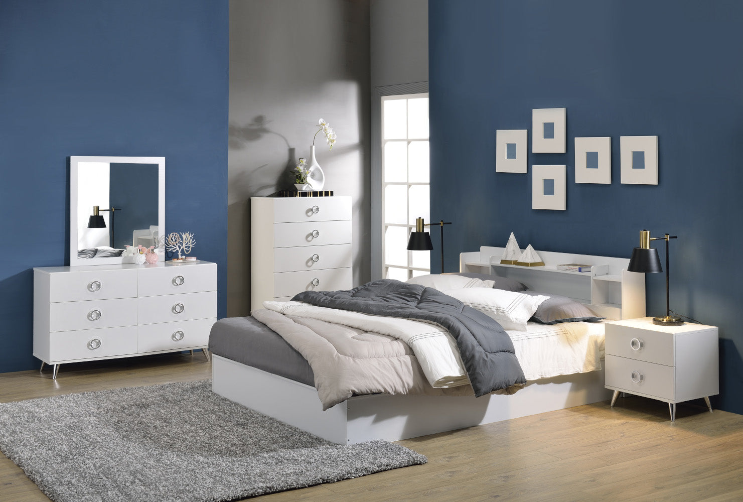 Perse Mirror